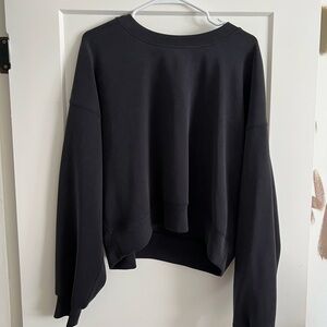 lululemon athletica Black cropped Softstreme crew